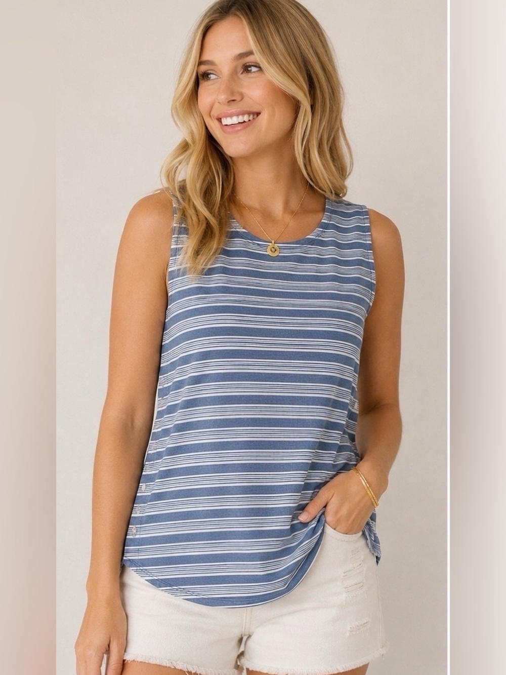 ✨ NWT Sharagano Sleeveless Striped Blouse ✨